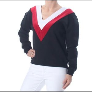 KENDALL + KYLIE women’s v neck sweater!